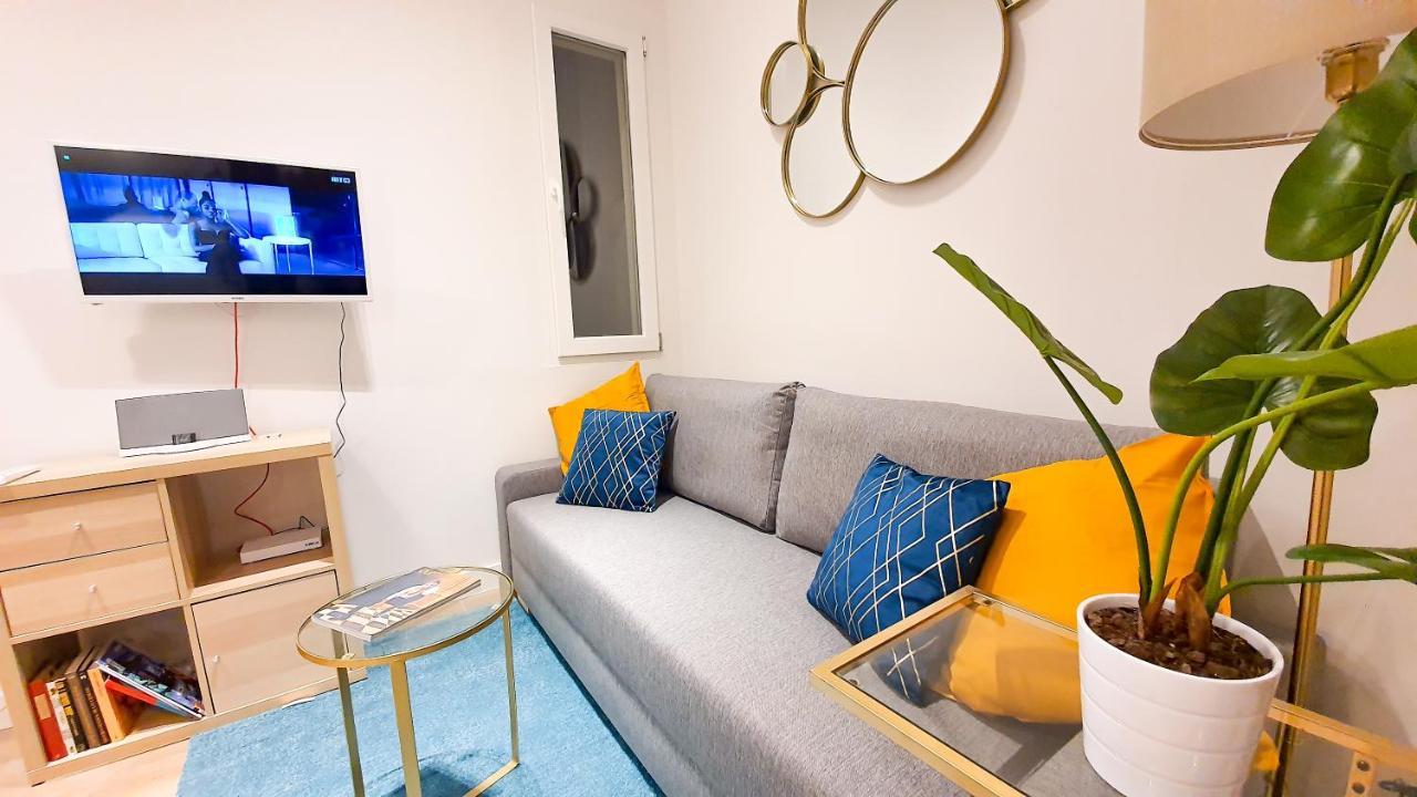 Lindo Apartamento En Zona Centro, Cerca De Todo Apartment Madrid Bagian luar foto
